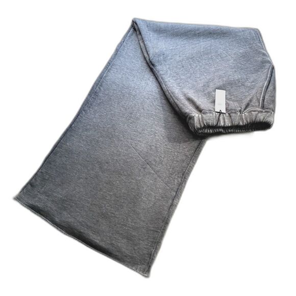 Luxurious Astars Heather Gray Lounge Pants, Neiman Marcus - Picture 4 of 9